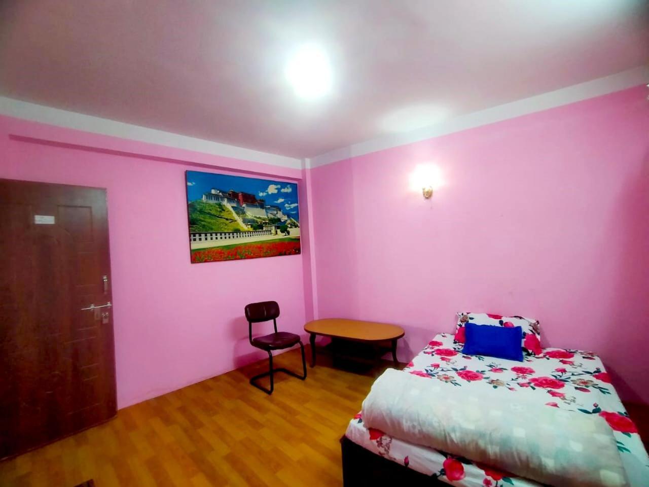 Peace Homestay Kathmandu Exterior foto