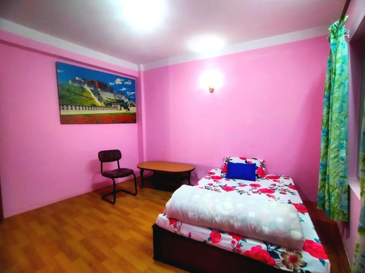 Peace Homestay Kathmandu Exterior foto